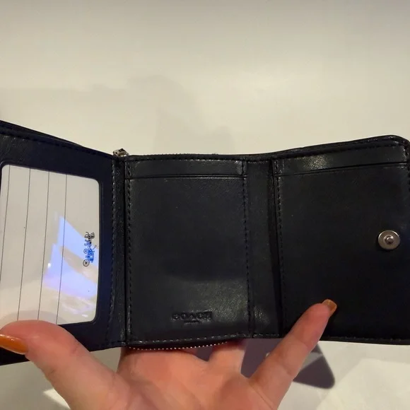 Coach Small Trifold Wallet In Signature Canvas With Snowflake Print - Picture 8 of 9